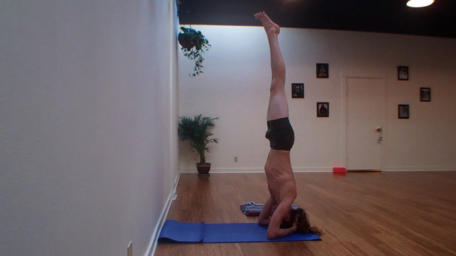 Sirsasana
