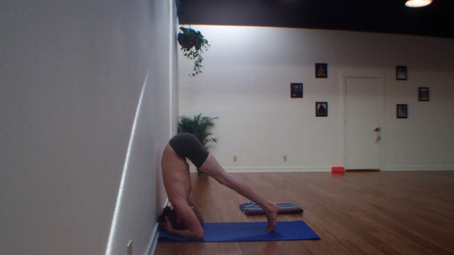 Yoga headstand