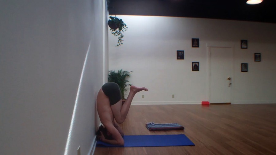 Yoga headstand
